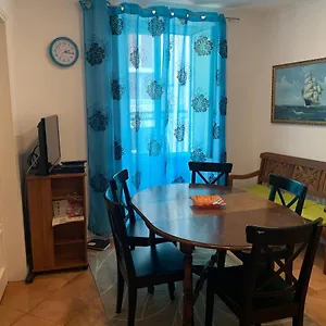 2* Affittacamere House And In